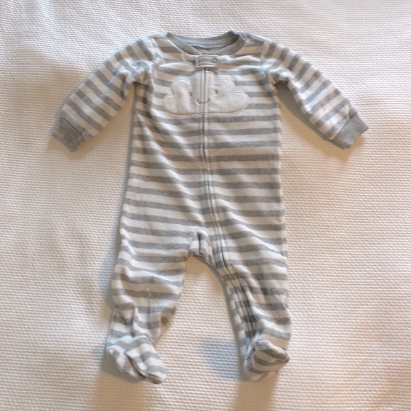 Carter’s Fleece Footed PJs Size 9 Months - Picture 2 of 7